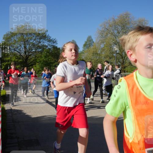 25.04.2025 - Das Zehntel Zöllner http://msf.ph/oto/7753774 26.04.2025 08:44:46 Laufen 1762 meine-sportfotos.de