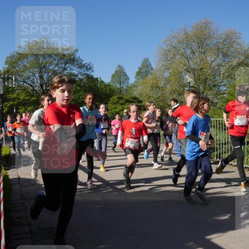 25.04.2025 - Das Zehntel Zöllner http://msf.ph/oto/7753791 26.04.2025 08:44:48 Laufen  meine-sportfotos.de