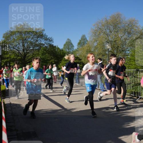 25.04.2025 - Das Zehntel Zöllner http://msf.ph/oto/7753858 26.04.2025 08:44:55 Laufen  meine-sportfotos.de