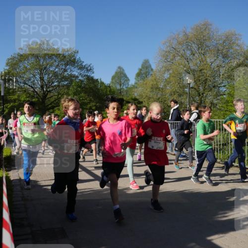 25.04.2025 - Das Zehntel Zöllner http://msf.ph/oto/7753886 26.04.2025 08:44:58 Laufen  meine-sportfotos.de