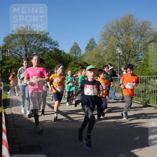 25.04.2025 - Das Zehntel Zöllner http://msf.ph/oto/7753909 26.04.2025 08:45:00 Laufen 2559 meine-sportfotos.de