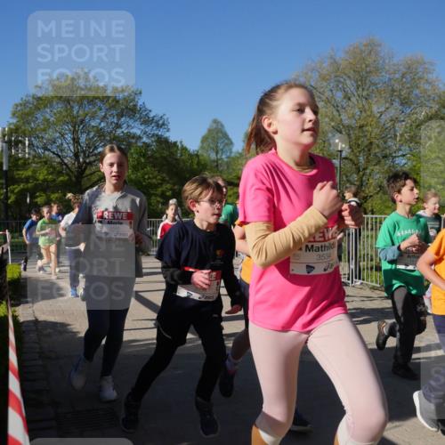 25.04.2025 - Das Zehntel Zöllner http://msf.ph/oto/7753920 26.04.2025 08:45:01 Laufen 2485, 2508, 3634, 3534, 3714 meine-sportfotos.de