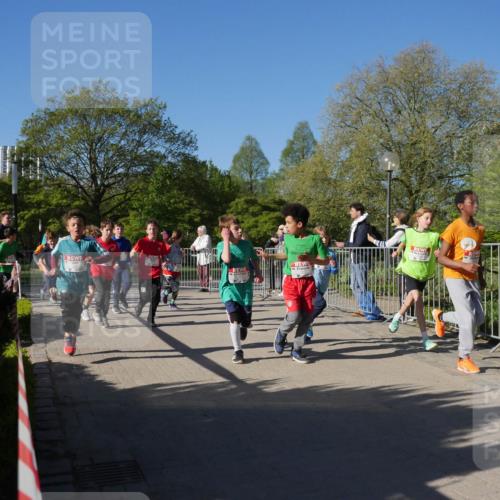 25.04.2025 - Das Zehntel Zöllner http://msf.ph/oto/7753964 26.04.2025 08:45:06 Laufen  meine-sportfotos.de