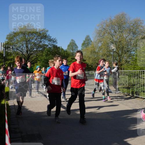 25.04.2025 - Das Zehntel Zöllner http://msf.ph/oto/7753984 26.04.2025 08:45:07 Laufen  meine-sportfotos.de