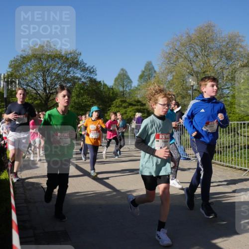 25.04.2025 - Das Zehntel Zöllner http://msf.ph/oto/7754001 26.04.2025 08:45:09 Laufen 1611 meine-sportfotos.de