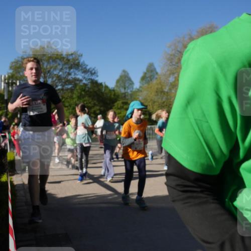 25.04.2025 - Das Zehntel Zöllner http://msf.ph/oto/7754010 26.04.2025 08:45:10 Laufen  meine-sportfotos.de