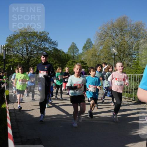 25.04.2025 - Das Zehntel Zöllner http://msf.ph/oto/7754077 26.04.2025 08:45:16 Laufen  meine-sportfotos.de