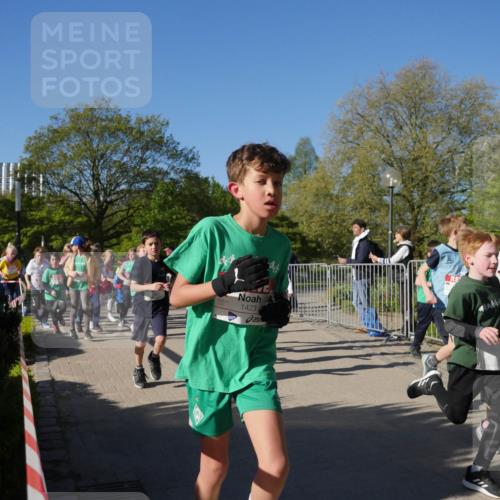 25.04.2025 - Das Zehntel Zöllner http://msf.ph/oto/7754113 26.04.2025 08:45:19 Laufen 1423 meine-sportfotos.de