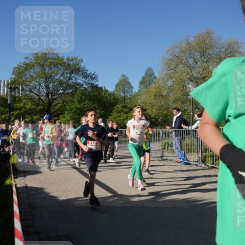 25.04.2025 - Das Zehntel Zöllner http://msf.ph/oto/7754119 26.04.2025 08:45:19 Laufen  meine-sportfotos.de