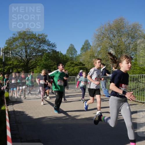 25.04.2025 - Das Zehntel Zöllner http://msf.ph/oto/7754210 26.04.2025 08:45:28 Laufen  meine-sportfotos.de