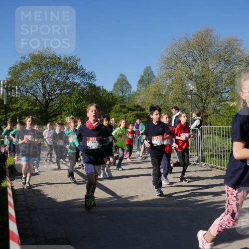25.04.2025 - Das Zehntel Zöllner http://msf.ph/oto/7754233 26.04.2025 08:45:31 Laufen 2601 meine-sportfotos.de