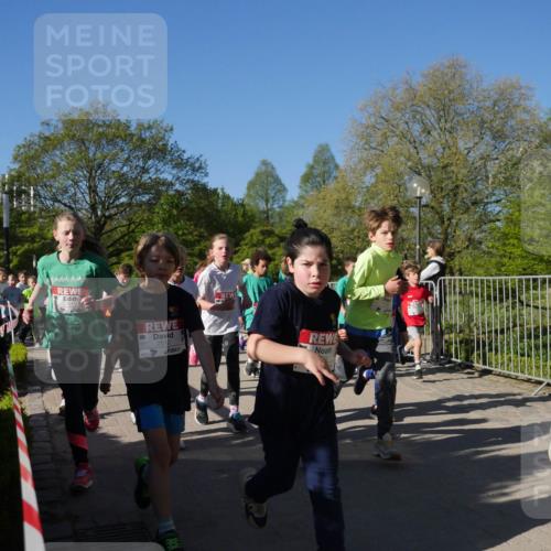 25.04.2025 - Das Zehntel Zöllner http://msf.ph/oto/7754260 26.04.2025 08:45:33 Laufen 1471, 2612, 248 meine-sportfotos.de