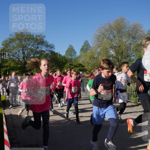 25.04.2025 - Das Zehntel Zöllner http://msf.ph/oto/7754338 26.04.2025 08:45:39 Laufen 3526, 1117, 1105 meine-sportfotos.de