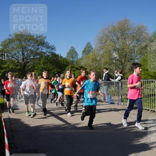 25.04.2025 - Das Zehntel Zöllner http://msf.ph/oto/7754429 26.04.2025 08:45:48 Laufen  meine-sportfotos.de