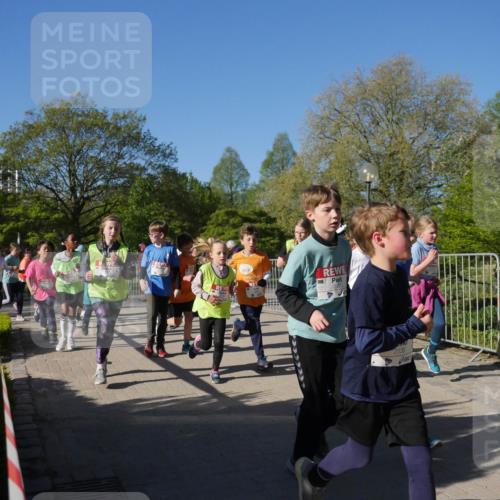 25.04.2025 - Das Zehntel Zöllner http://msf.ph/oto/7754467 26.04.2025 08:45:51 Laufen 2926, 2536 meine-sportfotos.de