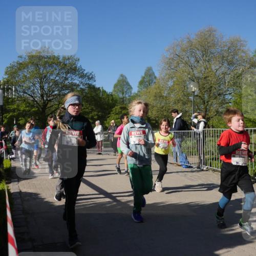 25.04.2025 - Das Zehntel Zöllner http://msf.ph/oto/7754551 26.04.2025 08:46:00 Laufen 3959, 3938 meine-sportfotos.de