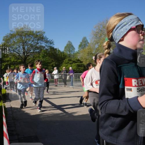 25.04.2025 - Das Zehntel Zöllner http://msf.ph/oto/7754560 26.04.2025 08:46:01 Laufen 30 meine-sportfotos.de