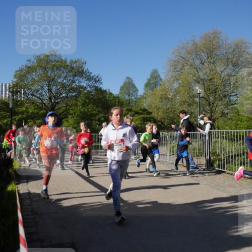 25.04.2025 - Das Zehntel Zöllner http://msf.ph/oto/7754606 26.04.2025 08:46:06 Laufen  meine-sportfotos.de