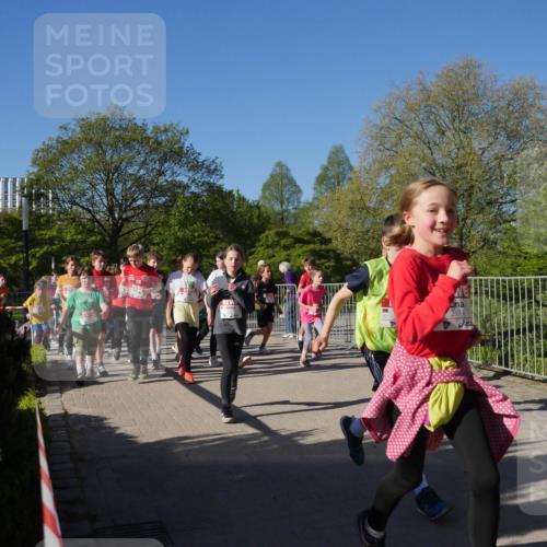 25.04.2025 - Das Zehntel Zöllner http://msf.ph/oto/7754626 26.04.2025 08:46:08 Laufen 2174 meine-sportfotos.de