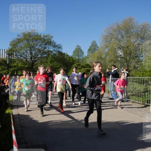 25.04.2025 - Das Zehntel Zöllner http://msf.ph/oto/7754636 26.04.2025 08:46:09 Laufen  meine-sportfotos.de