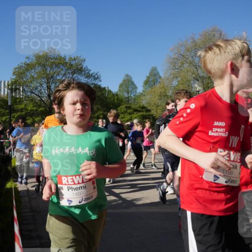 25.04.2025 - Das Zehntel Zöllner http://msf.ph/oto/7754654 26.04.2025 08:46:11 Laufen 1460, 199, 200 meine-sportfotos.de