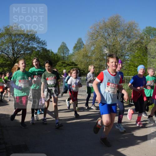 25.04.2025 - Das Zehntel Zöllner http://msf.ph/oto/7754859 26.04.2025 08:46:32 Laufen 1474, 3094, 3868 meine-sportfotos.de