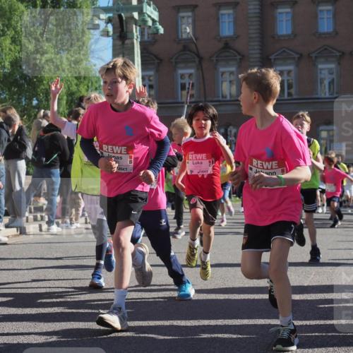 25.04.2025 - Das Zehntel KatJ http://msf.ph/oto/7754880 26.04.2025 08:52:12 Laufen 1910 meine-sportfotos.de