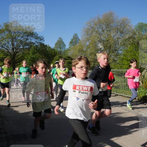25.04.2025 - Das Zehntel Zöllner http://msf.ph/oto/7754916 26.04.2025 08:46:38 Laufen 2125, 2133 meine-sportfotos.de
