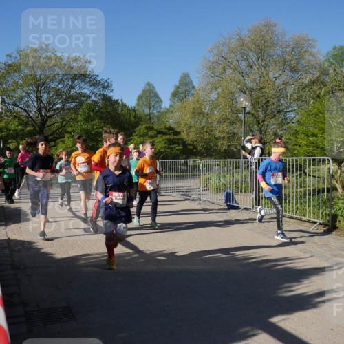 25.04.2025 - Das Zehntel Zöllner http://msf.ph/oto/7755005 26.04.2025 08:46:48 Laufen  meine-sportfotos.de
