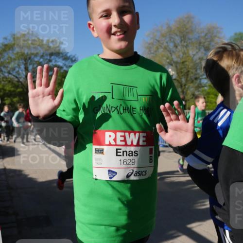 25.04.2025 - Das Zehntel Zöllner http://msf.ph/oto/7755086 26.04.2025 08:46:56 Laufen 1629, 1629 meine-sportfotos.de