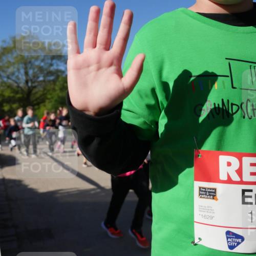 25.04.2025 - Das Zehntel Zöllner http://msf.ph/oto/7755091 26.04.2025 08:46:57 Laufen 2015, 08, 30, 1629, 1629 meine-sportfotos.de