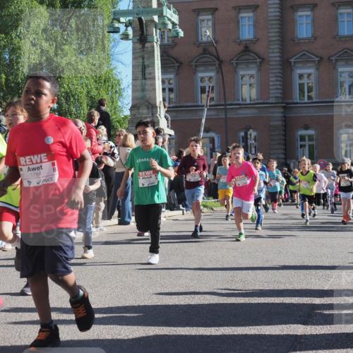 25.04.2025 - Das Zehntel KatJ http://msf.ph/oto/7755292 26.04.2025 08:52:28 Laufen 3019, 1784, 18 meine-sportfotos.de