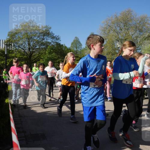25.04.2025 - Das Zehntel Zöllner http://msf.ph/oto/7755383 26.04.2025 08:47:26 Laufen 2022 meine-sportfotos.de