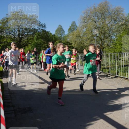 25.04.2025 - Das Zehntel Zöllner http://msf.ph/oto/7755548 26.04.2025 08:47:43 Laufen 4444 meine-sportfotos.de