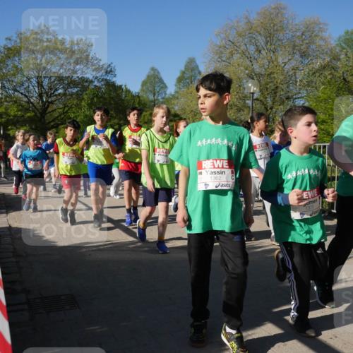 25.04.2025 - Das Zehntel Zöllner http://msf.ph/oto/7755616 26.04.2025 08:47:49 Laufen 1362, 1375, 1440 meine-sportfotos.de