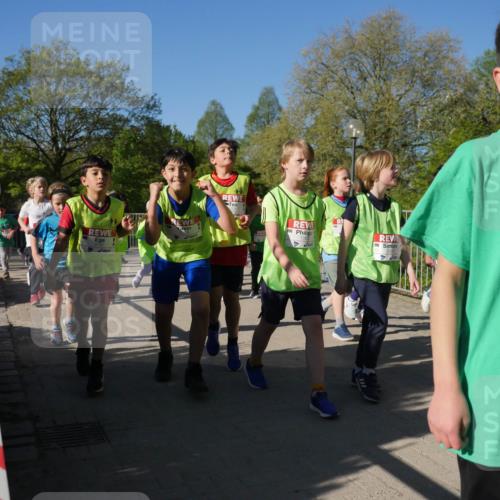 25.04.2025 - Das Zehntel Zöllner http://msf.ph/oto/7755628 26.04.2025 08:47:50 Laufen 1563, 136 meine-sportfotos.de