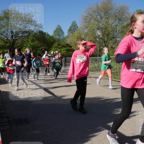 25.04.2025 - Das Zehntel Zöllner http://msf.ph/oto/7755803 26.04.2025 08:48:07 Laufen 3423 meine-sportfotos.de