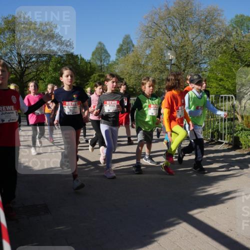 25.04.2025 - Das Zehntel Zöllner http://msf.ph/oto/7755883 26.04.2025 08:48:14 Laufen 3859 meine-sportfotos.de