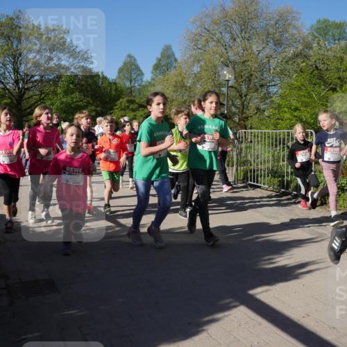 25.04.2025 - Das Zehntel Zöllner http://msf.ph/oto/7755963 26.04.2025 08:48:22 Laufen 11 meine-sportfotos.de