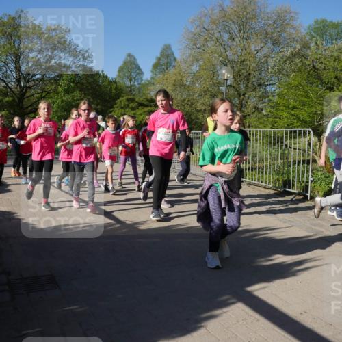 25.04.2025 - Das Zehntel Zöllner http://msf.ph/oto/7756006 26.04.2025 08:48:26 Laufen  meine-sportfotos.de
