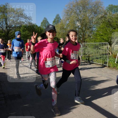 25.04.2025 - Das Zehntel Zöllner http://msf.ph/oto/7756072 26.04.2025 08:48:32 Laufen 3505, 3509 meine-sportfotos.de