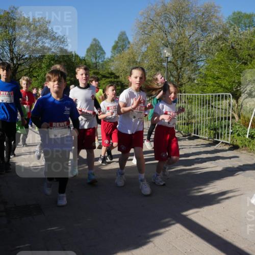 25.04.2025 - Das Zehntel Zöllner http://msf.ph/oto/7756157 26.04.2025 08:48:40 Laufen 1237, 3341 meine-sportfotos.de