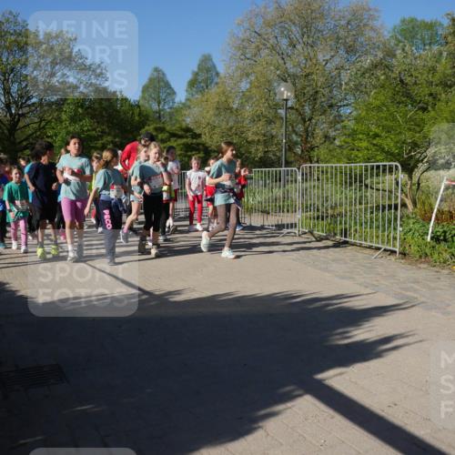 25.04.2025 - Das Zehntel Zöllner http://msf.ph/oto/7756241 26.04.2025 08:48:47 Laufen  meine-sportfotos.de