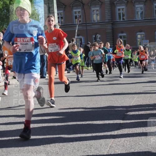 25.04.2025 - Das Zehntel KatJ http://msf.ph/oto/7756344 26.04.2025 08:53:09 Laufen 2559, 2042, 3795 meine-sportfotos.de