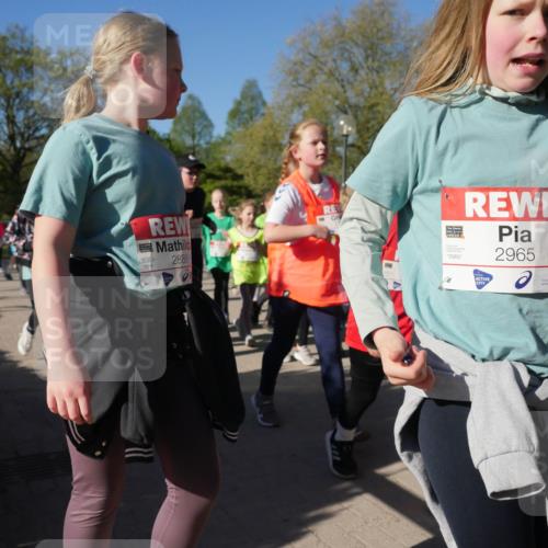 25.04.2025 - Das Zehntel Zöllner http://msf.ph/oto/7756370 26.04.2025 08:48:59 Laufen 2888, 2965, 2965, 01795875471 meine-sportfotos.de