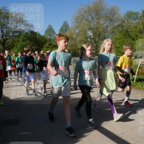 25.04.2025 - Das Zehntel Zöllner http://msf.ph/oto/7756569 26.04.2025 08:49:17 Laufen 2893, 2880 meine-sportfotos.de