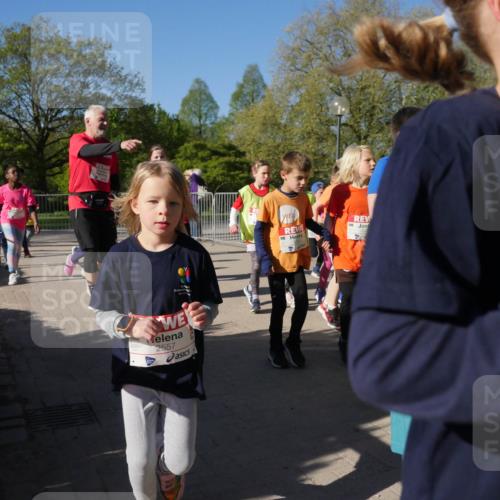 25.04.2025 - Das Zehntel Zöllner http://msf.ph/oto/7756642 26.04.2025 08:49:23 Laufen 2557 meine-sportfotos.de