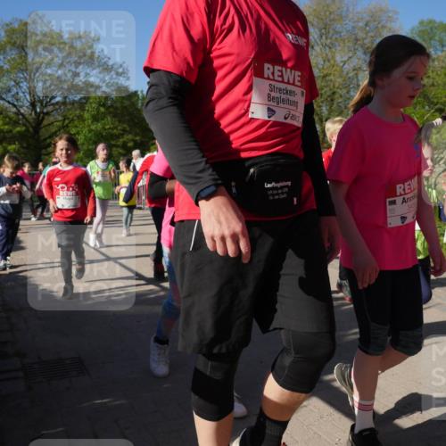 25.04.2025 - Das Zehntel Zöllner http://msf.ph/oto/7756676 26.04.2025 08:49:26 Laufen 3456 meine-sportfotos.de