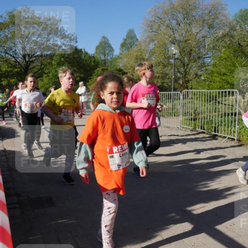 25.04.2025 - Das Zehntel Zöllner http://msf.ph/oto/7756762 26.04.2025 08:49:34 Laufen 3704 meine-sportfotos.de