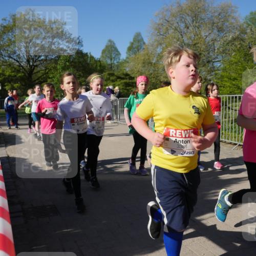 25.04.2025 - Das Zehntel Zöllner http://msf.ph/oto/7756771 26.04.2025 08:49:34 Laufen 2127, 2147, 3386, 3350 meine-sportfotos.de